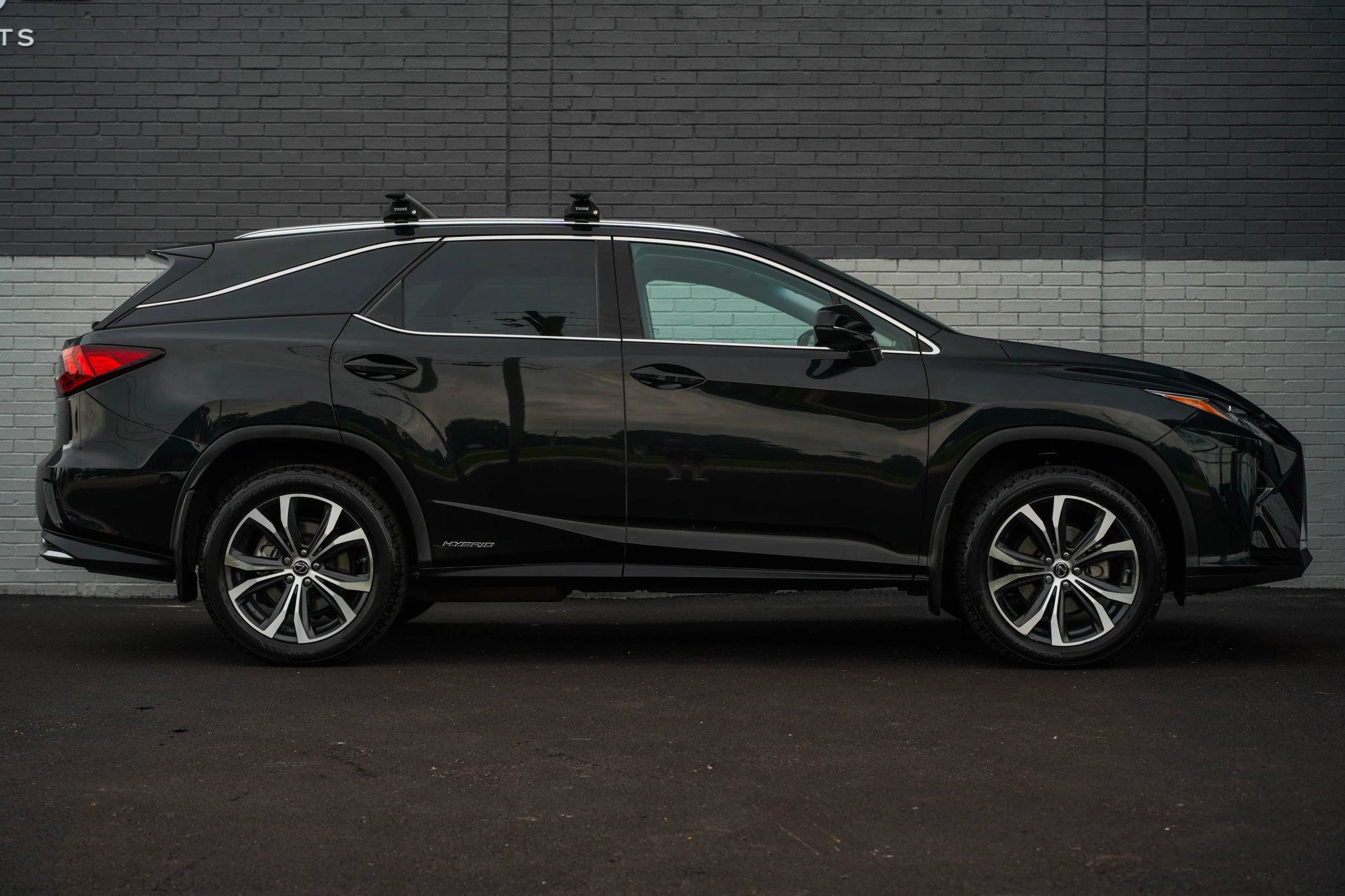 Used 2018 Lexus RX 450hL Premium w/ Premium Package AWD/4WD image 4