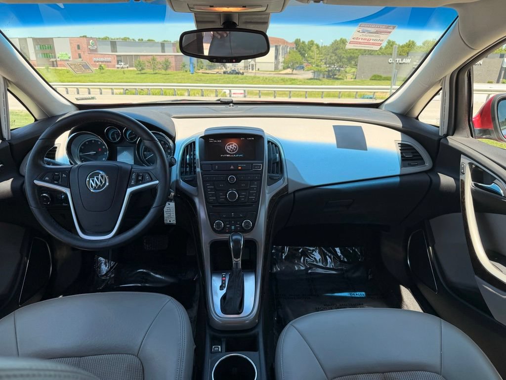 Used 2012 Buick Verano FWD image 3