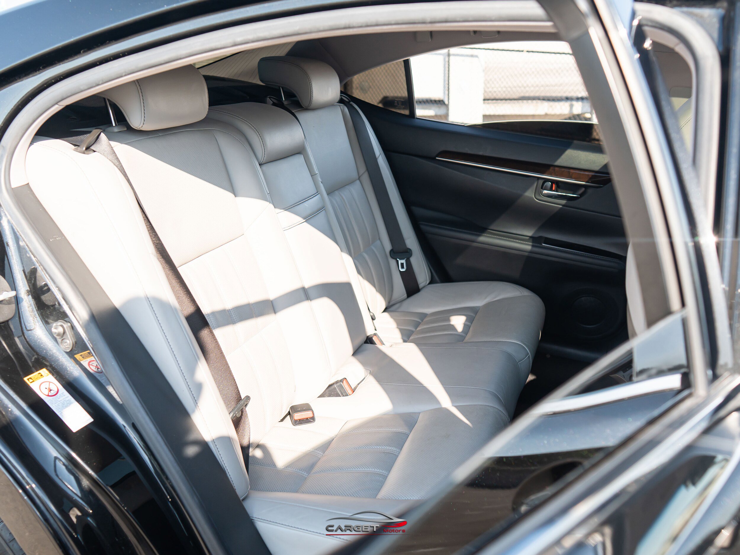 Used 2017 Lexus ES 350 w/ Luxury Package FWD image 18