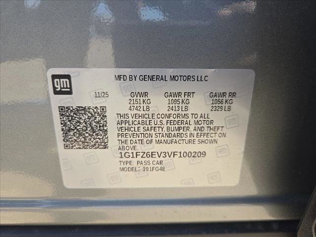 New 2027 Chevrolet Bolt RS w/ Technology Package FWD image 22