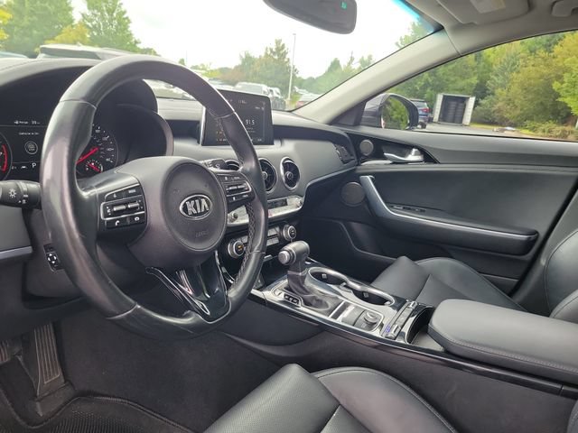 Used 2019 Kia Stinger Premium RWD image 13