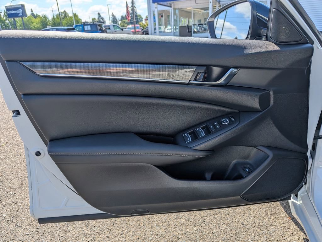 Used 2022 Honda Accord Sport image 10