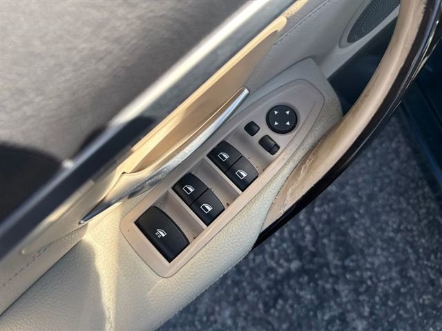 Used 2015 BMW 428i xDrive Convertible image 13