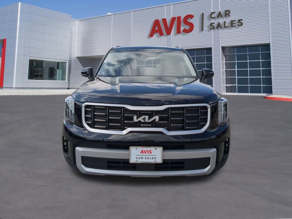 Used 2025 Kia Telluride S image 2