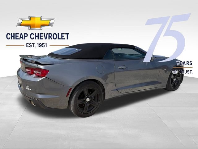 Used 2021 Chevrolet Camaro LT RWD image 6