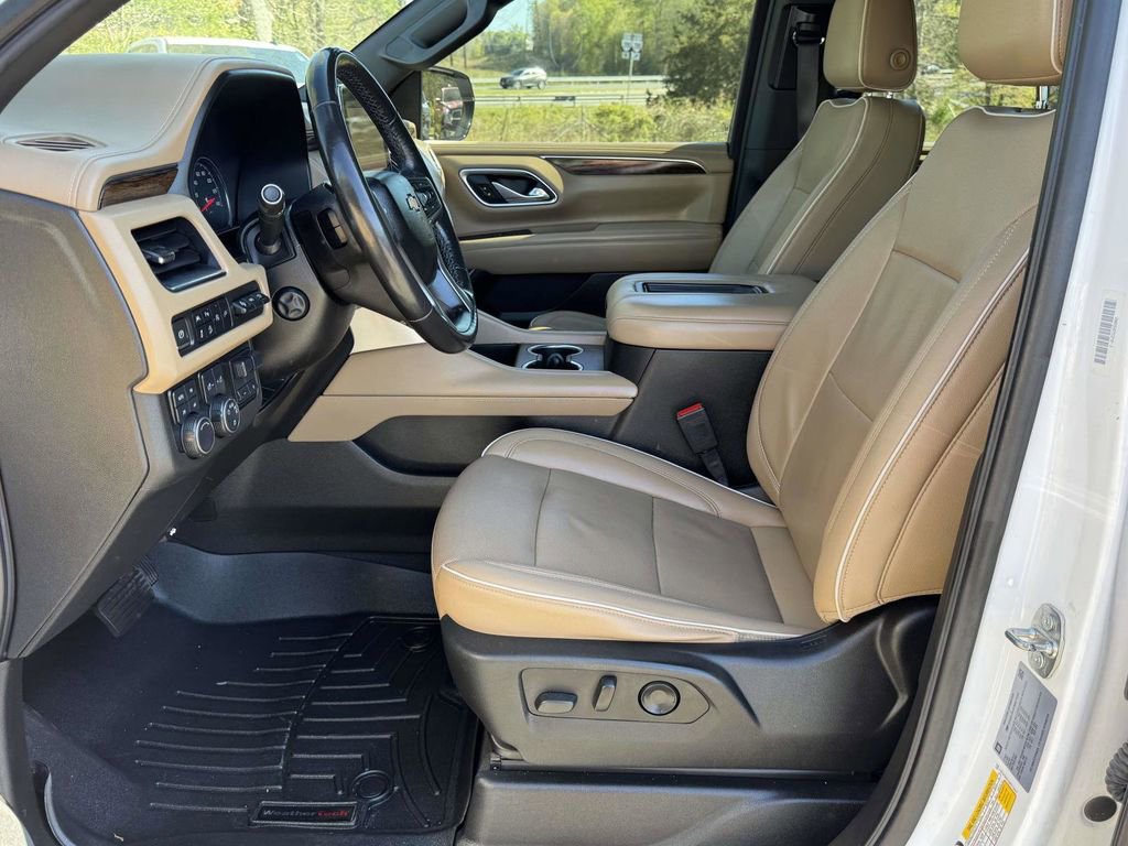 Used 2021 Chevrolet Tahoe Premier w/ Premium Package AWD/4WD image 22