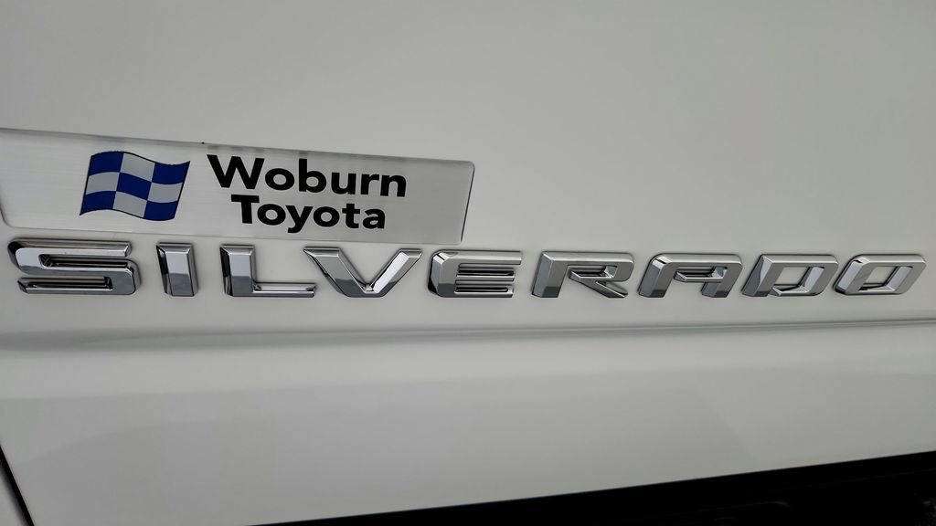 Used 2025 Chevrolet Silverado 1500 LTZ w/ LTZ Premium Package AWD/4WD image 13