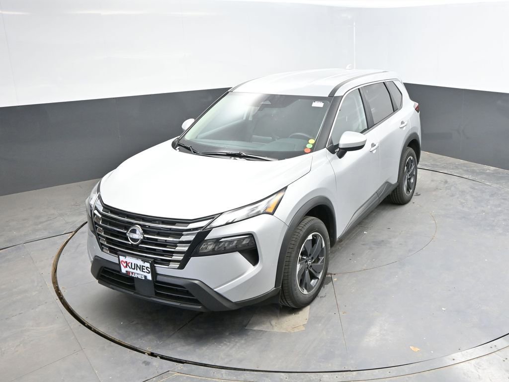 Used 2025 Nissan Rogue SV AWD/4WD image 23