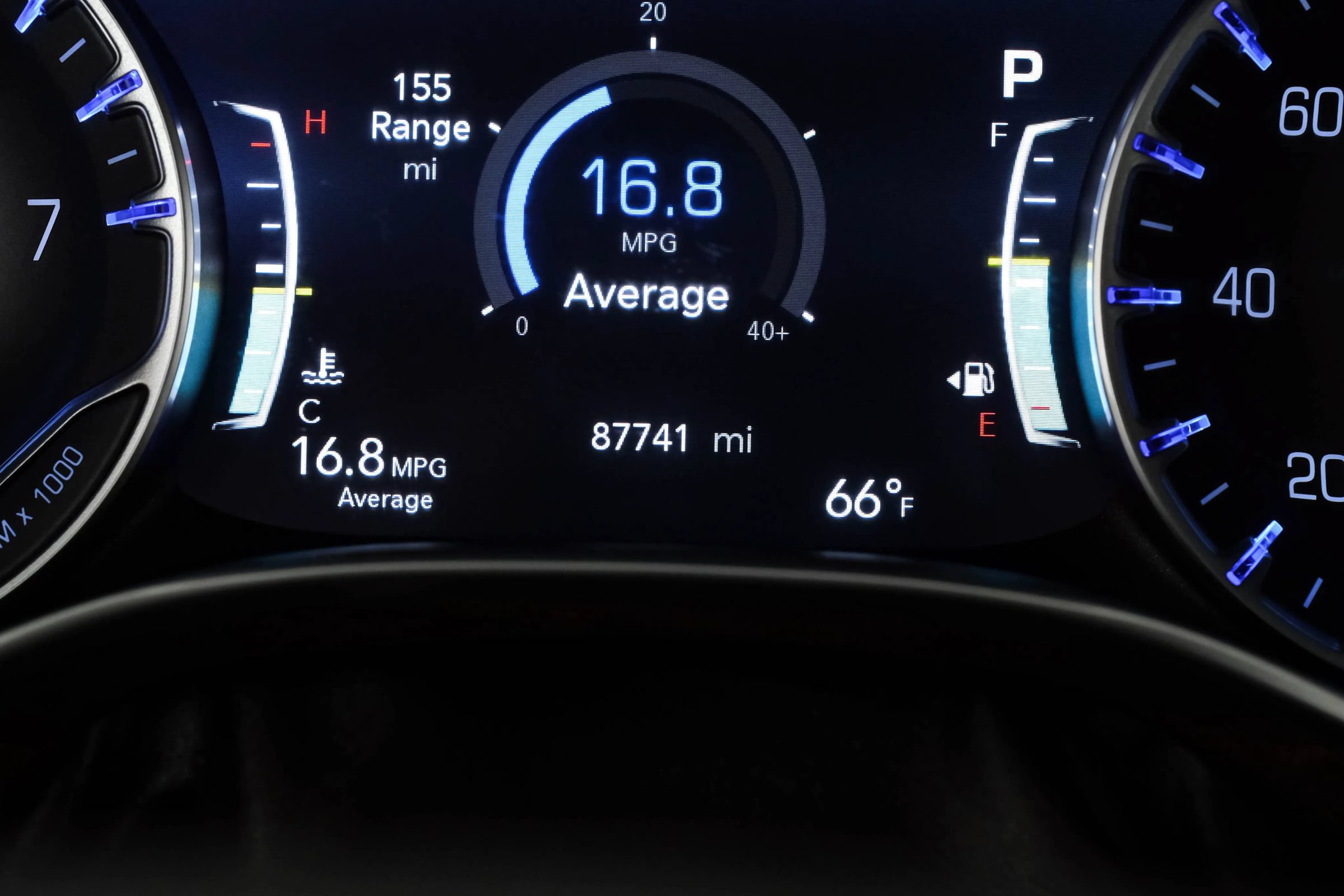 Used 2022 Chrysler Pacifica Limited FWD image 18