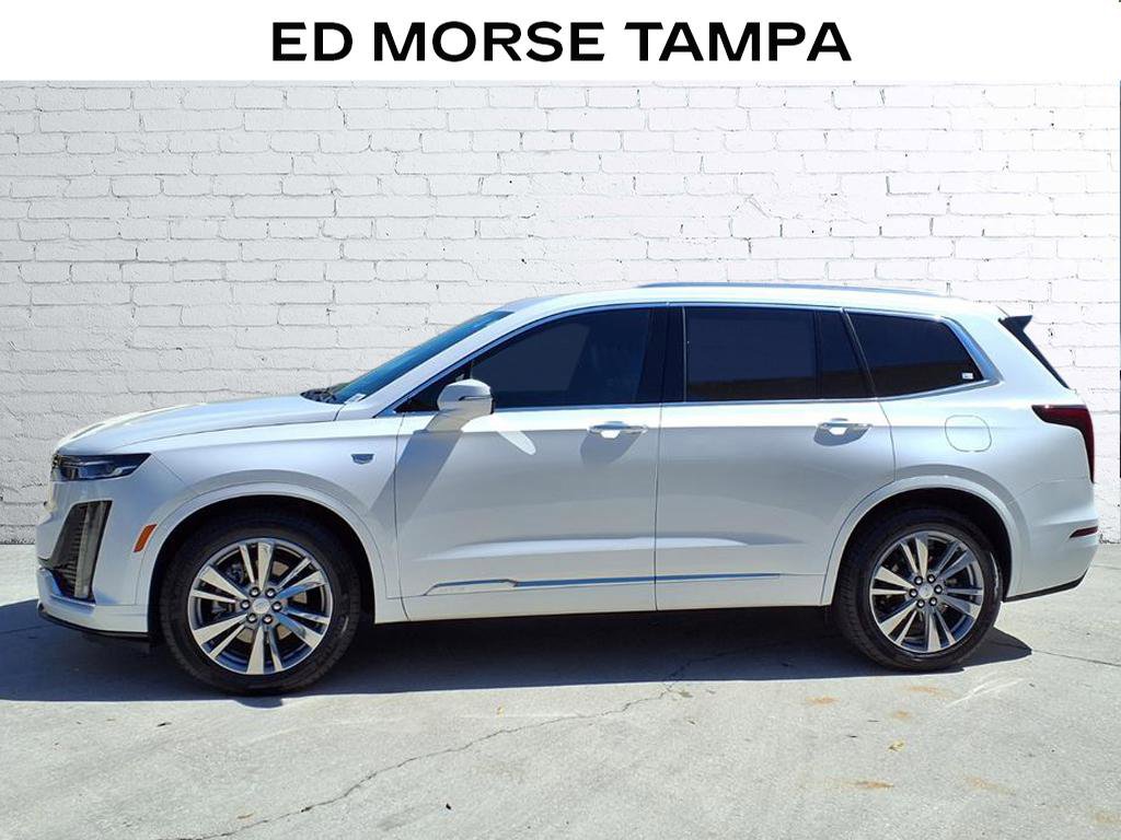 Certified 2024 Cadillac XT6 Premium Luxury FWD image 2