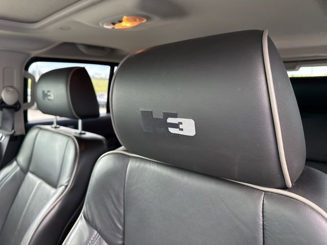 Used 2007 HUMMER H3 AWD/4WD image 10