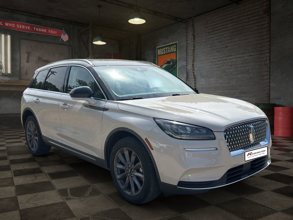 Used 2020 Lincoln Corsair FWD w/ Premium Package image 3
