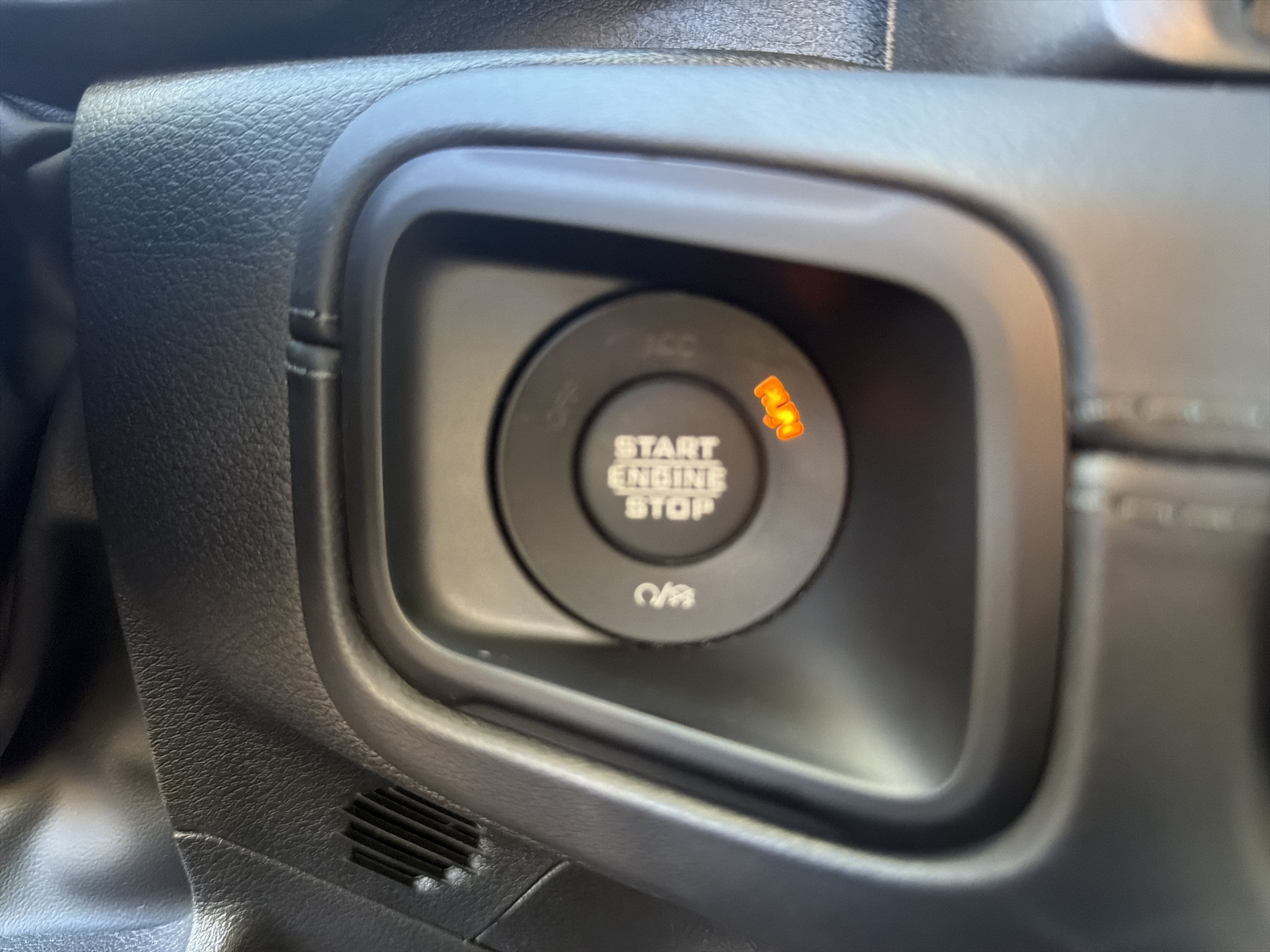Used 2024 Jeep Wrangler Unlimited Sahara AWD/4WD image 68
