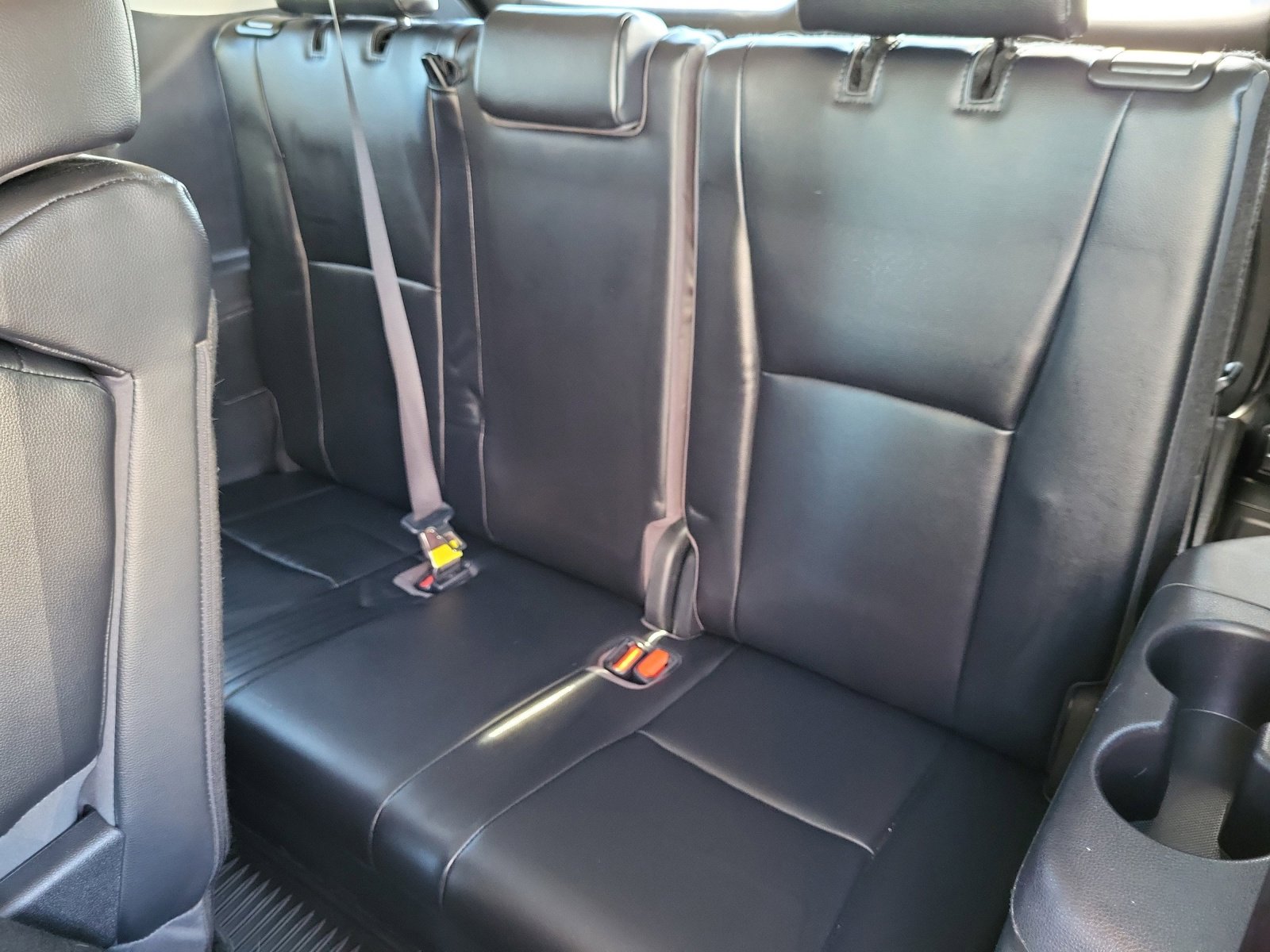 Used 2022 Toyota Highlander XLE image 30