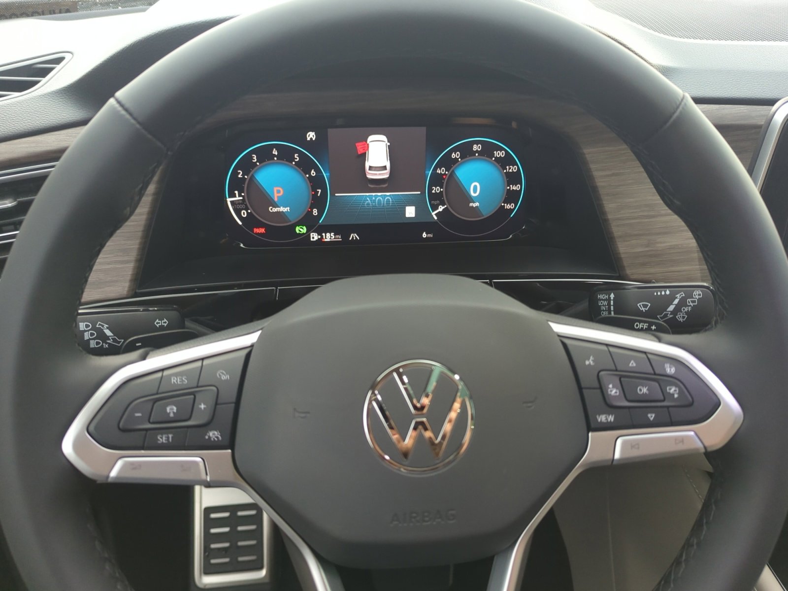 New 2026 Volkswagen Atlas SEL Premium R-Line image 9
