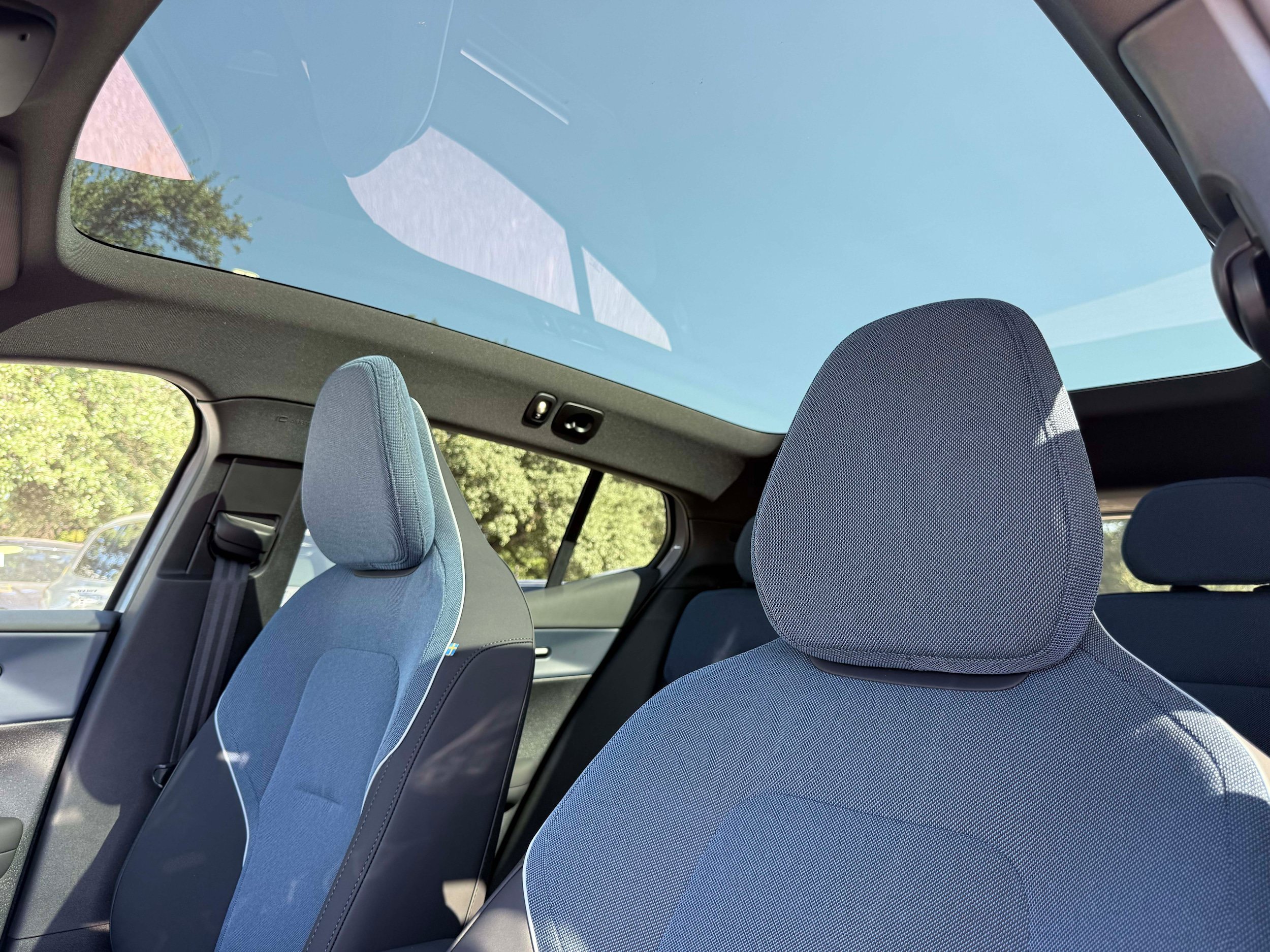 New 2026 Volvo EX30 Plus w/ Protection Package Premier AWD/4WD image 13