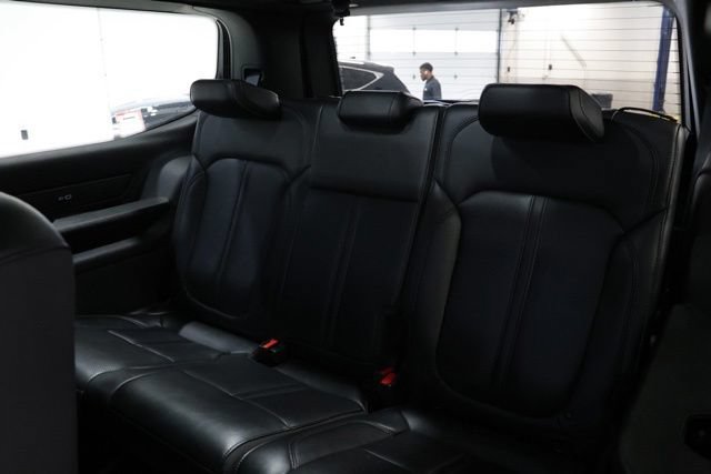 Used 2024 Jeep Wagoneer Series III w/ Premium Group I AWD/4WD image 37