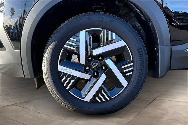 New 2026 Nissan Kicks SV w/ Cold Weather Package FWD image 11