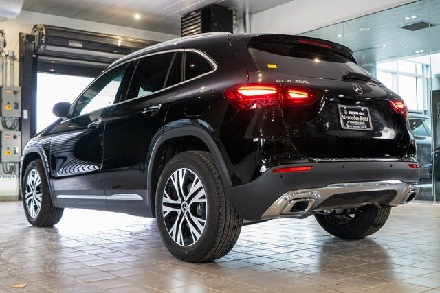 New 2026 Mercedes-Benz GLA 250 GLA 250 image 6