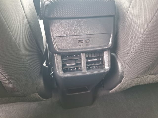 Used 2026 Chevrolet Equinox LT AWD/4WD image 42