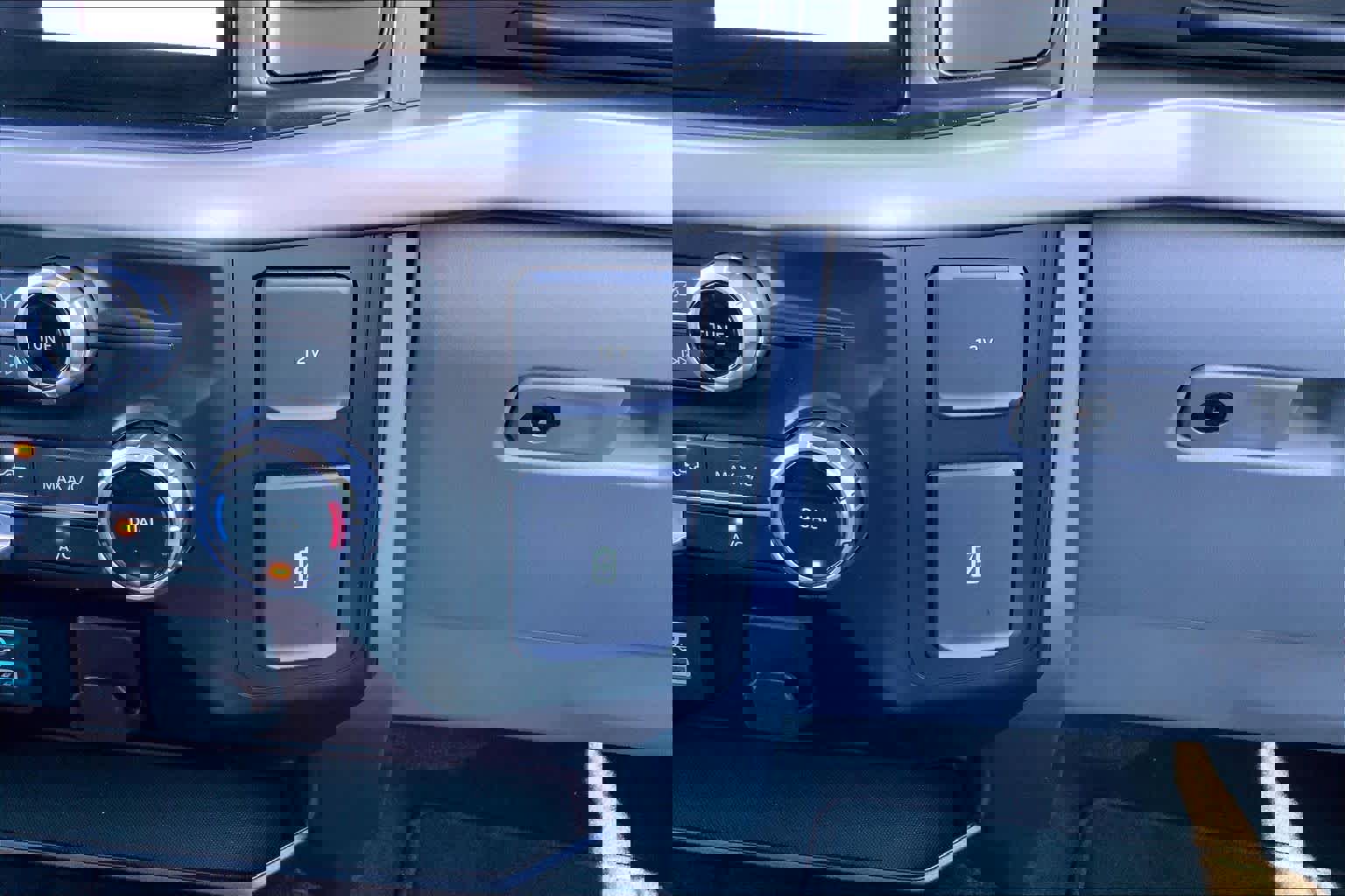 Certified 2024 Ford F150 XLT image 33