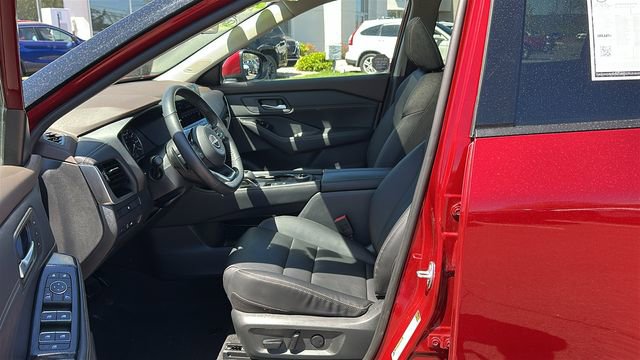 Certified 2023 Nissan Rogue SL w/ SL Premium Package AWD/4WD image 9