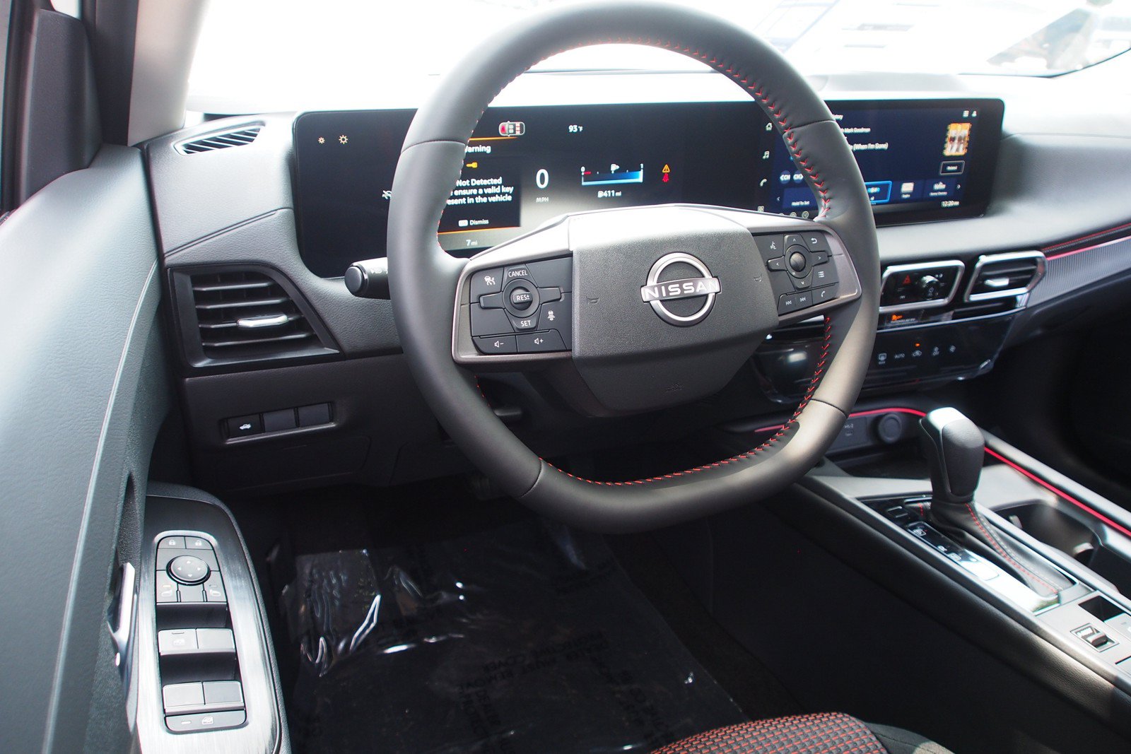 New 2026 Nissan Sentra SR w/ Floor Mat Package FWD image 14