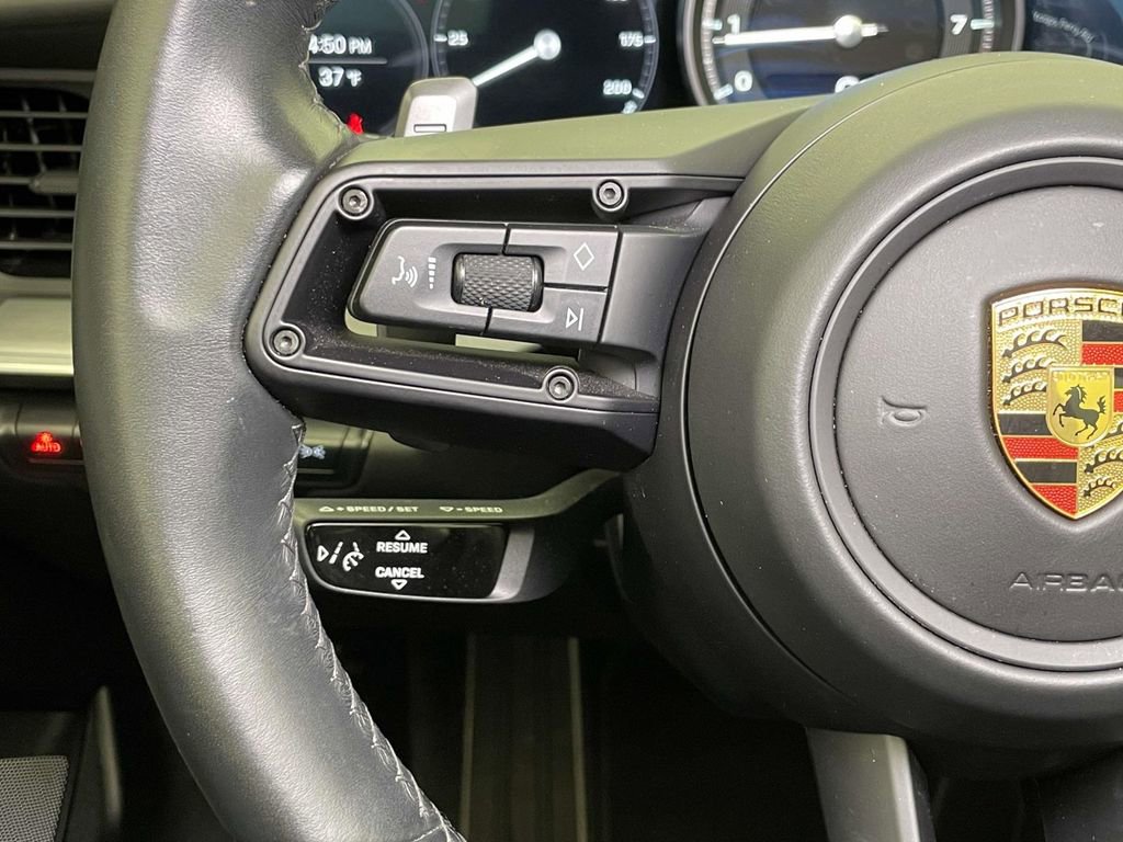 Certified 2022 Porsche 911 Targa 4S image 36