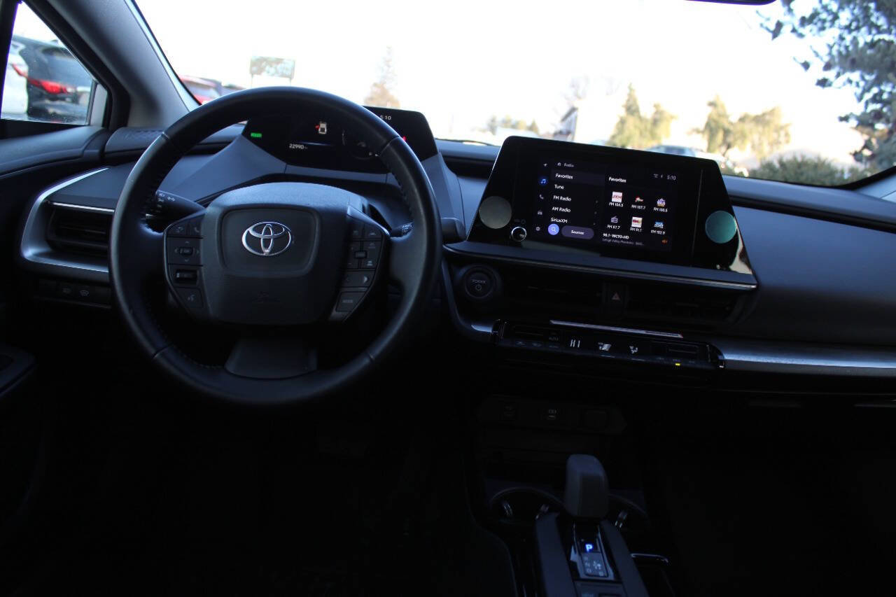 Used 2024 Toyota Prius LE image 15