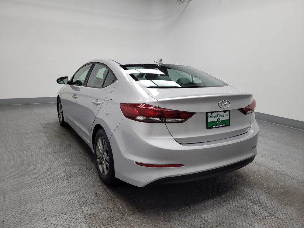 Used 2017 Hyundai Elantra SE image 5