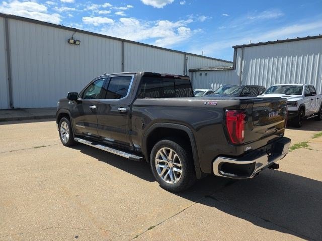Used 2021 GMC Sierra 1500 SLT w/ SLT Premium Plus Package AWD/4WD image 6