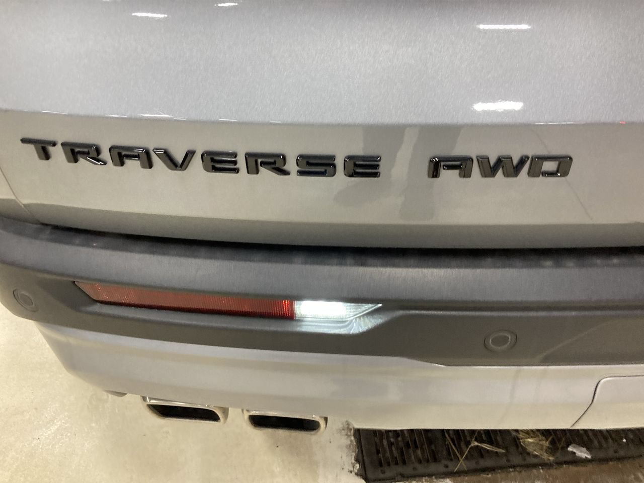 Used 2025 Chevrolet Traverse Z71 AWD/4WD image 10