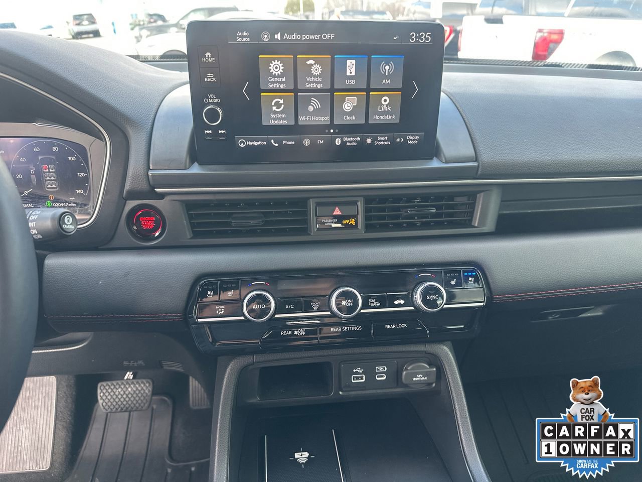 Used 2025 Honda Pilot Black Edition image 28