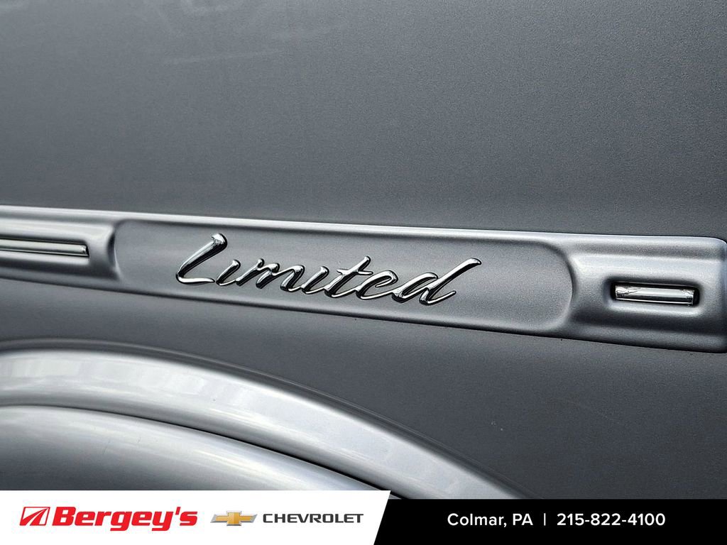 Used 2014 Chevrolet Express 1500 image 29