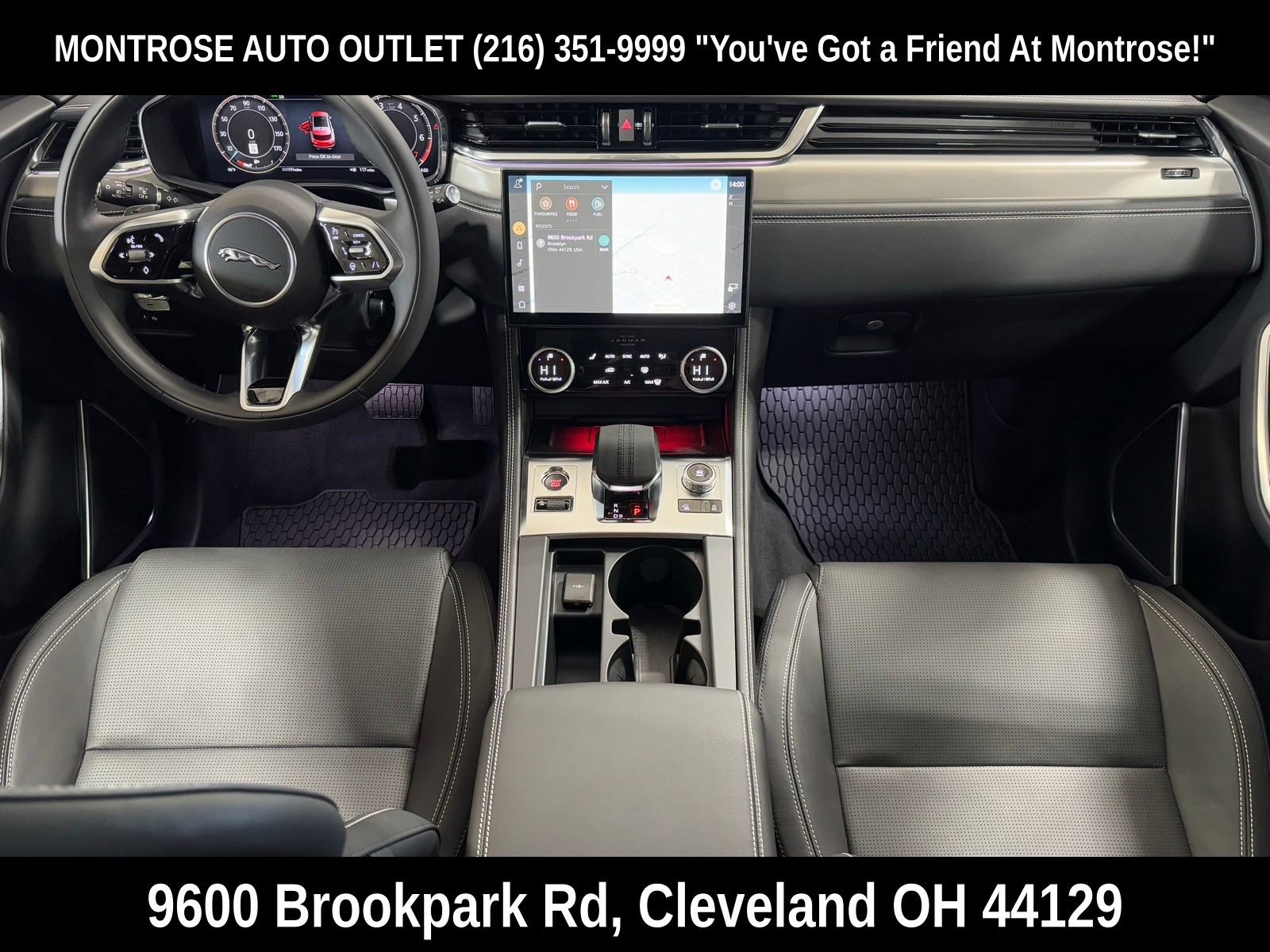 Used 2024 Jaguar F-PACE R-Dynamic S image 2