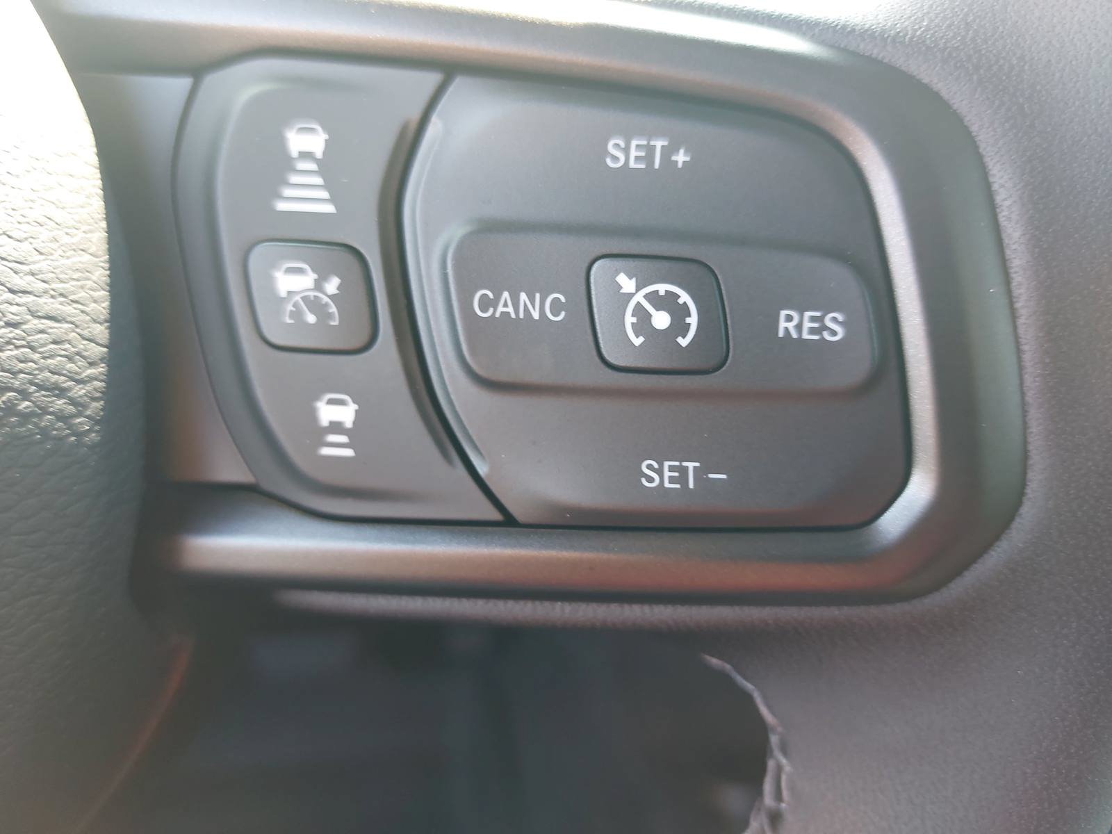 New 2026 Jeep Gladiator Sport AWD/4WD image 20