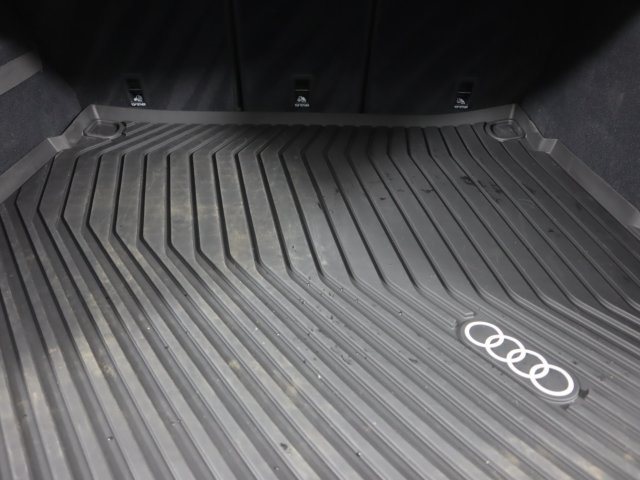 Certified 2025 Audi Q5 Premium Plus w/ Premium Plus AWD/4WD image 25