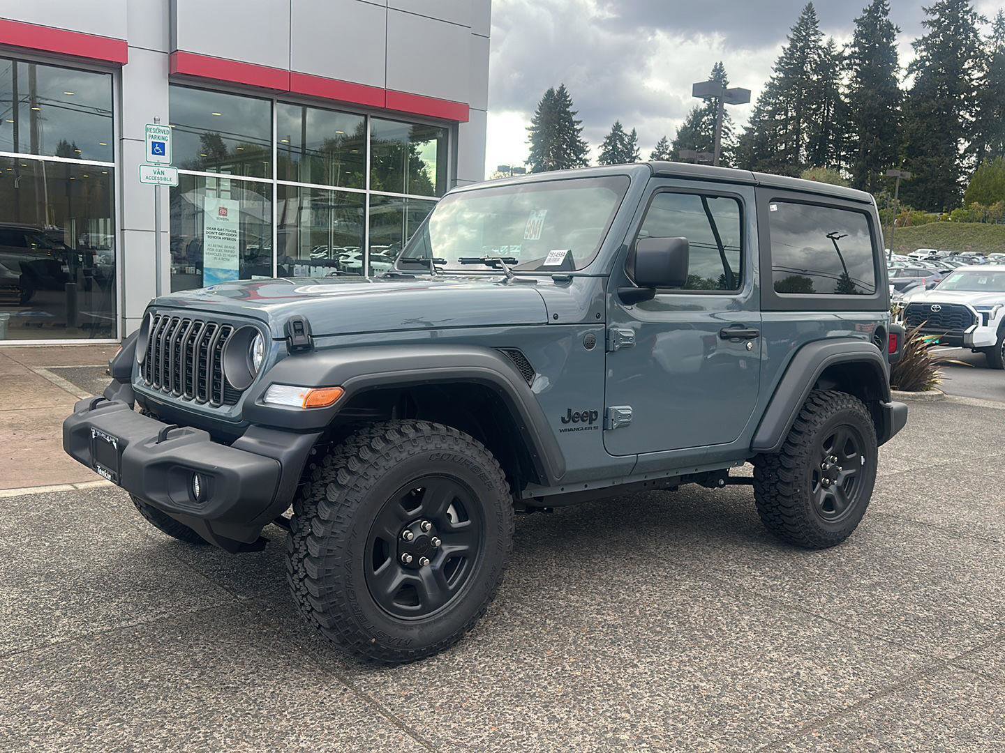 Used 2026 Jeep Wrangler Sport image 1