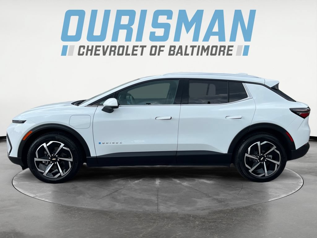 Used 2026 Chevrolet Equinox EV LT FWD image 3