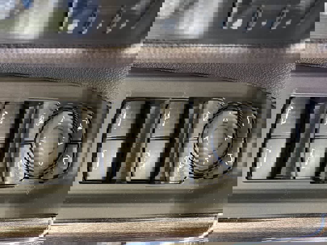 Used 2020 Chevrolet Silverado 1500 LTZ w/ LTZ Plus Package image 16