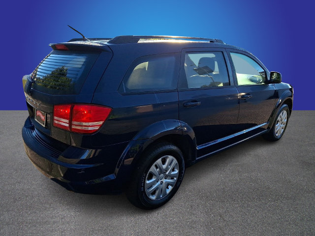 Used 2018 Dodge Journey SE FWD image 4