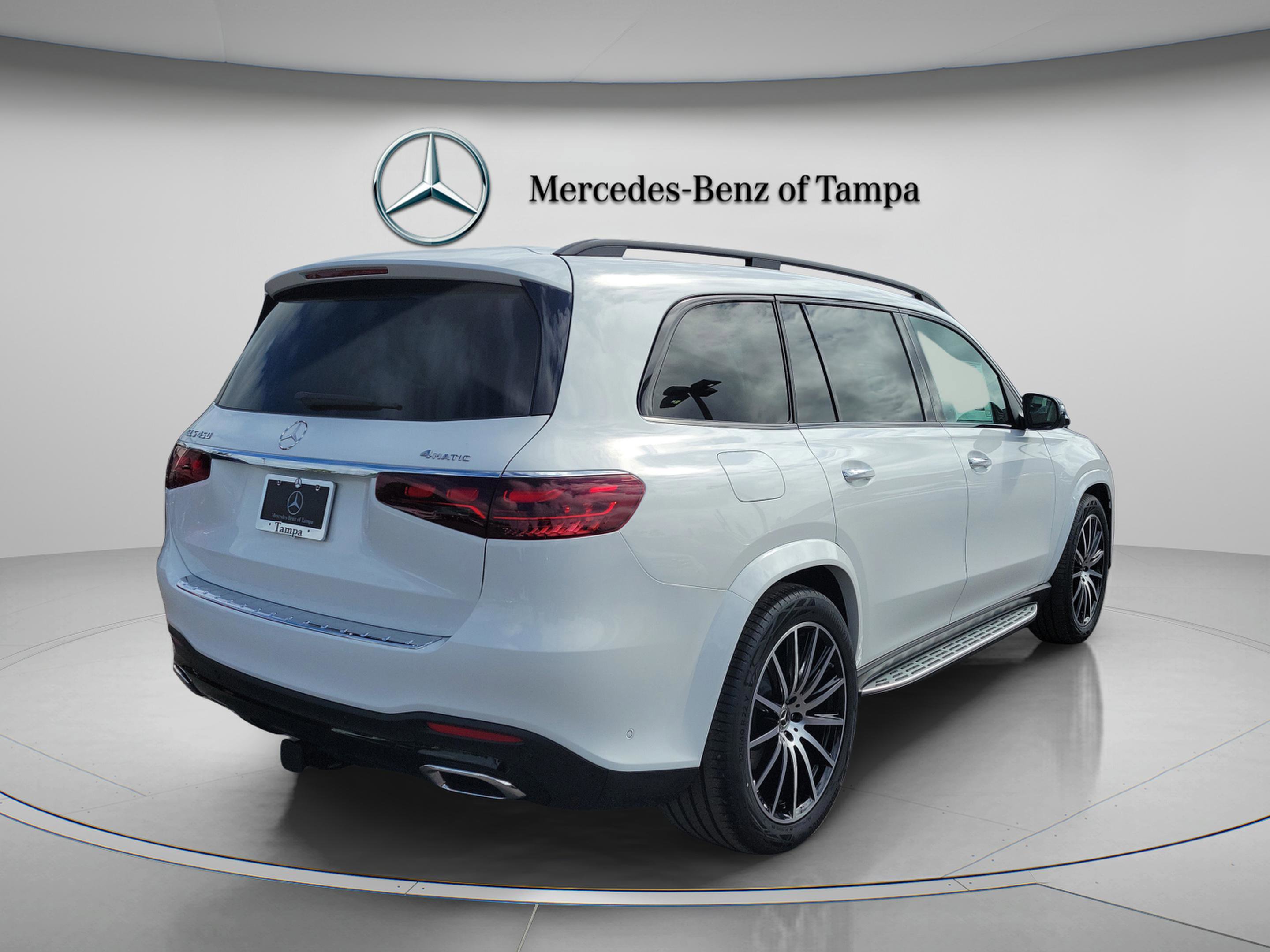 New 2026 Mercedes-Benz GLS 450 4MATIC image 3