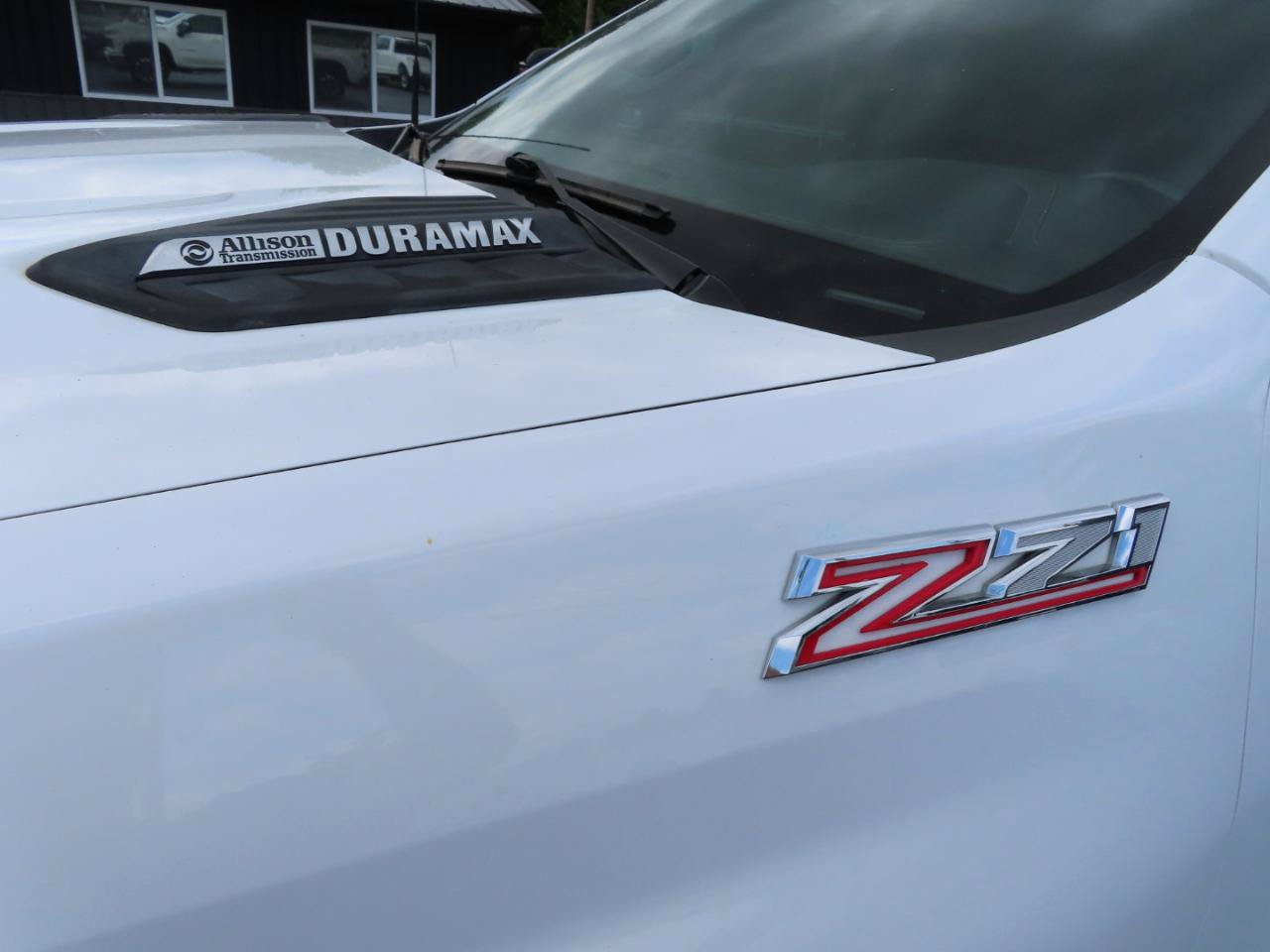 Used 2024 Chevrolet Silverado 2500 LT AWD/4WD image 12