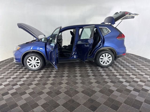 Used 2018 Nissan Rogue S FWD image 9
