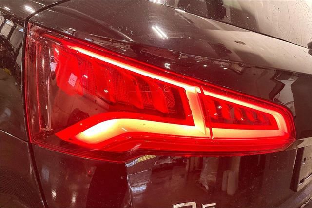 Used 2018 Audi Q5 2.0T Premium Plus w/ Premium Plus Package image 29
