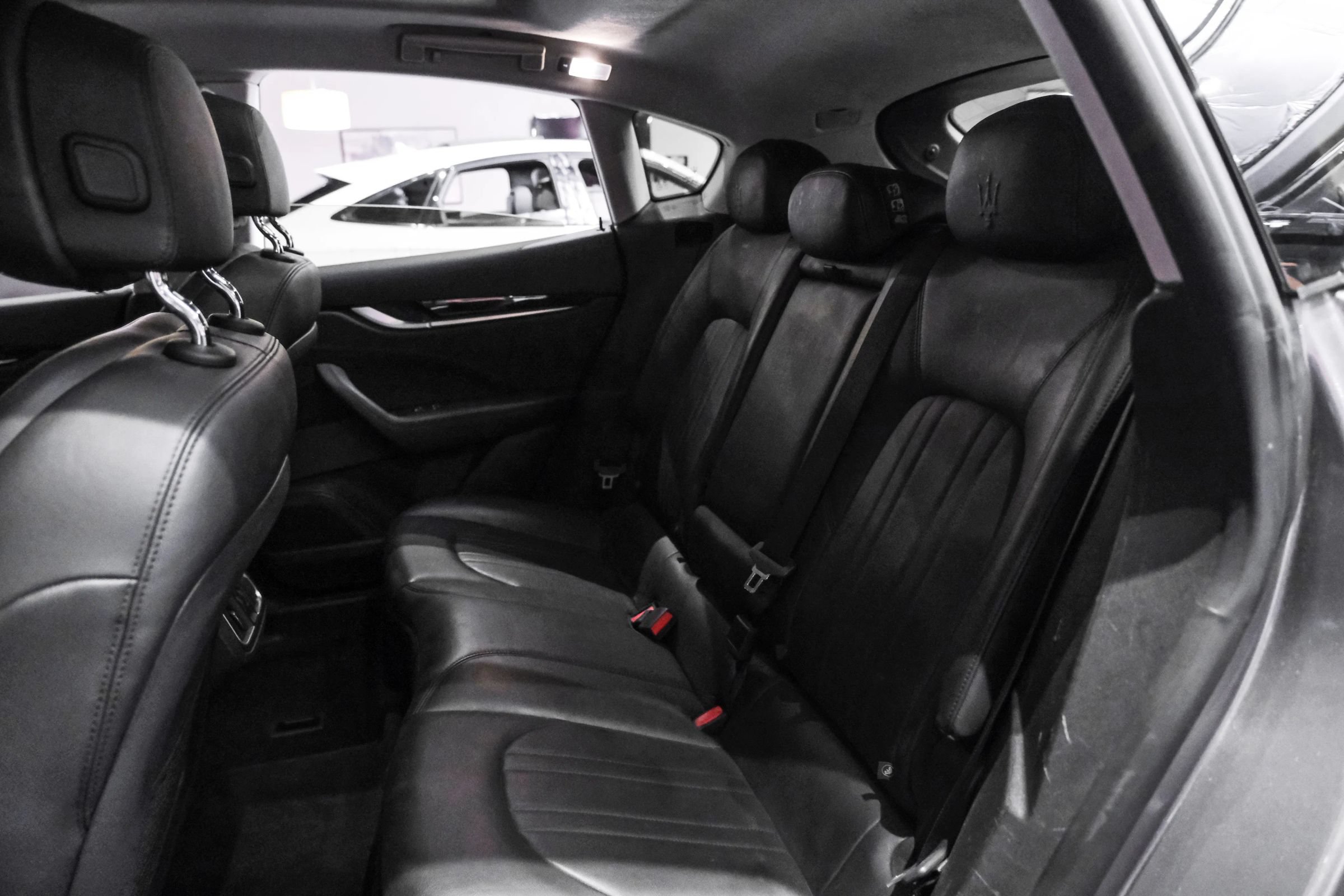 Used 2017 Maserati Levante AWD/4WD image 35