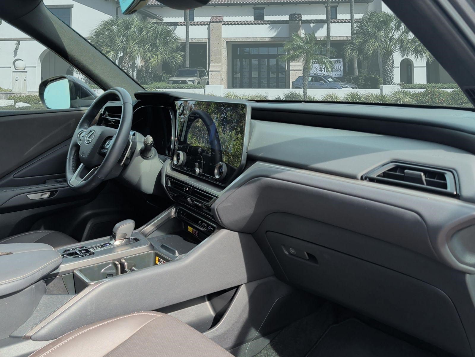 Certified 2025 Lexus TX 350 AWD w/ Technology Package image 30
