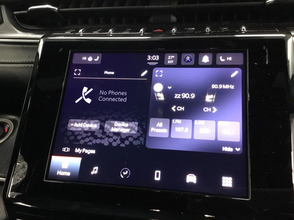 Used 2023 Jeep Grand Cherokee Altitude image 28