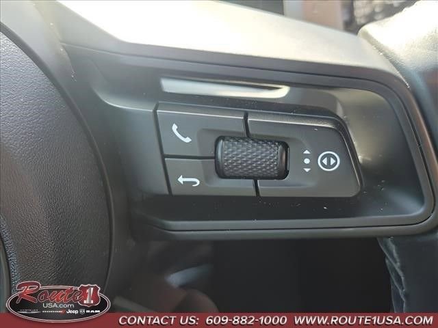 Used 2024 Porsche Cayenne image 21