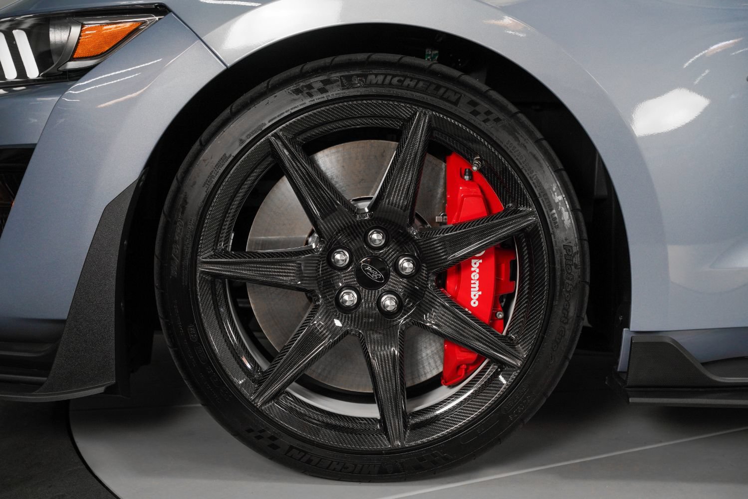 Used 2022 Ford Mustang Shelby GT500 w/ Carbon Fiber Track Pack RWD image 15